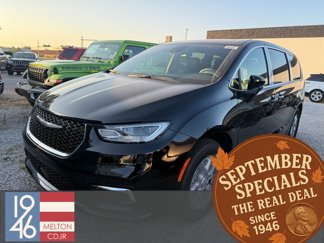 New 2026 Chrysler Pacifica Select image 1