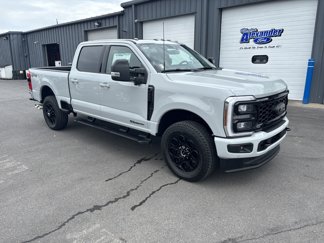 New 2025 Ford F250 4x4 Crew Cab Super Duty image 1