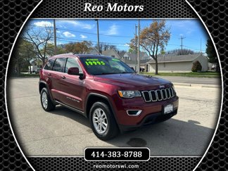 Used 2019 Jeep Grand Cherokee Laredo image 1