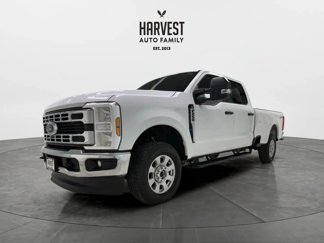 Used 2024 Ford F250 XLT image 1