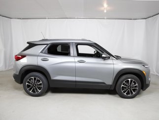 New 2025 Chevrolet TrailBlazer LT w/ Convenience Package image 1