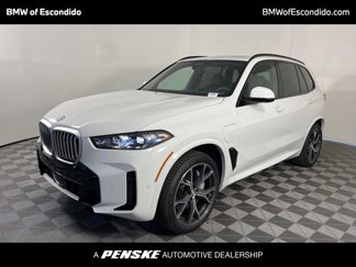 New 2026 BMW X5 xDrive50e w/ M Sport Package image 1