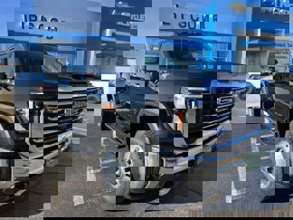 New 2025 GMC Sierra 3500 SLT w/ SLT Premium Package image 1