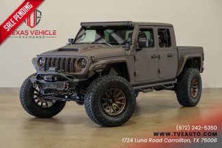 Used 2025 Jeep Gladiator Sport image 1