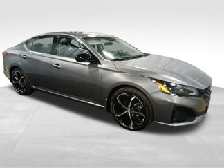 New 2024 Nissan Altima 2.5 SR w/ SR Premium Package image 1