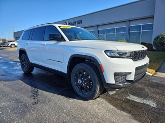 New 2025 Jeep Grand Cherokee L Laredo image 1