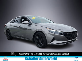 Used 2023 Hyundai Elantra SEL image 1