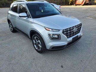 Used 2021 Hyundai Venue SEL w/ Cargo Package image 1