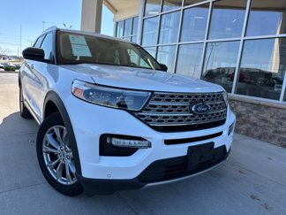 Used 2023 Ford Explorer Limited image 1