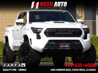 Used 2025 Toyota Tacoma TRD Sport image 1