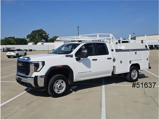 Used 2024 GMC Sierra 2500 Pro w/ Convenience Package image 1