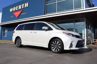 Used 2019 Toyota Sienna Limited Premium image 1