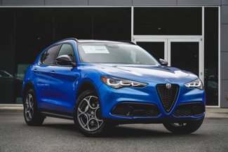 New 2025 Alfa Romeo Stelvio Sprint w/ Convenience Package image 1