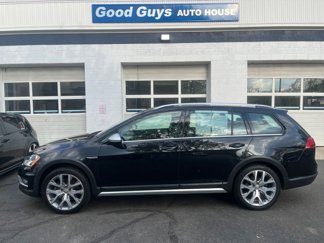 Used 2017 Volkswagen Golf Alltrack SEL image 1