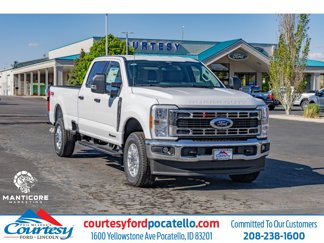 New 2025 Ford F350 XLT image 1