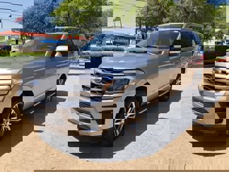 Used 2022 Ford Expedition XLT image 1