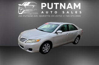 Used 2010 Toyota Camry SE image 1