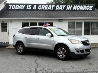 Used 2017 Chevrolet Traverse LT image 1