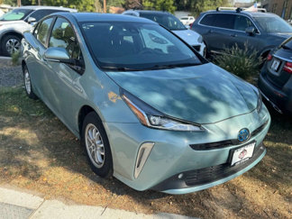 Used 2019 Toyota Prius LE image 1