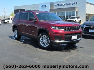 New 2025 Jeep Grand Cherokee L Laredo image 1