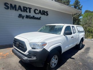 Used 2020 Toyota Tacoma SR image 1