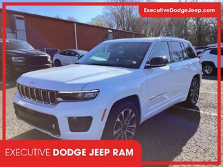 New 2025 Jeep Grand Cherokee Overland image 1