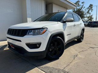 Used 2019 Jeep Compass Latitude image 1