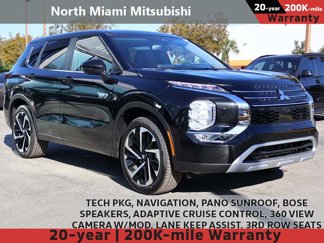 New 2025 Mitsubishi Outlander SE image 1