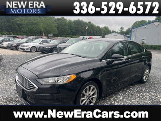 Used 2017 Ford Fusion SE w/ Fusion SE Technology Package image 1