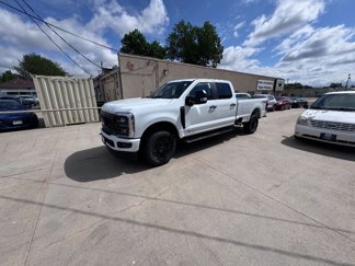 New 2025 Ford F350 4x4 Crew Cab Super Duty image 1