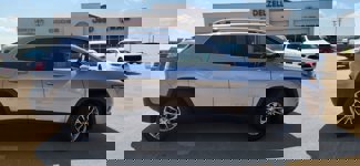 Used 2021 Jeep Cherokee Latitude Lux image 1