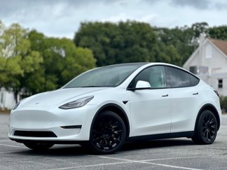 Used 2021 Tesla Model Y Long Range image 1
