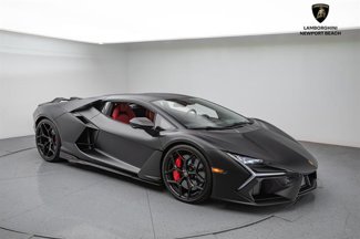 Used 2024 Lamborghini Revuelto image 1