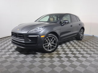Certified 2025 Porsche Macan image 1