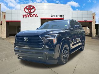 Used 2025 Toyota Sequoia SR5 image 1