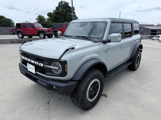 Used 2023 Ford Bronco Outer Banks w/ Sasquatch Package image 1