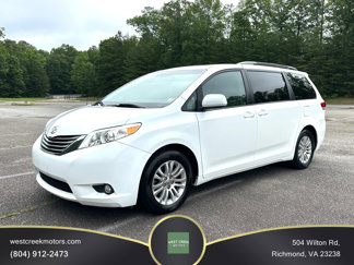 Used 2013 Toyota Sienna XLE image 1