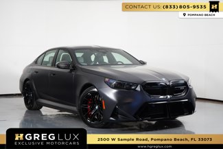 Used 2025 BMW M5 image 1
