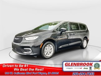 New 2025 Chrysler Pacifica Select image 1