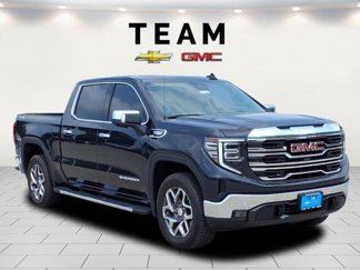 New 2025 GMC Sierra 1500 SLT image 1