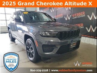 New 2025 Jeep Grand Cherokee Altitude image 1