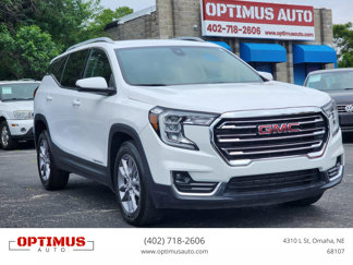 Used 2022 GMC Terrain SLT image 1