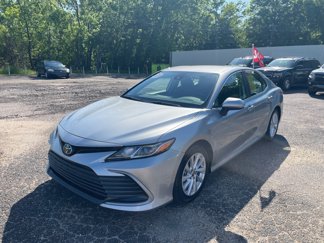 Used 2024 Toyota Camry LE image 1