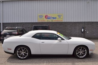 Used 2023 Dodge Challenger GT image 1