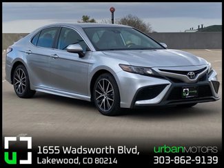 Used 2021 Toyota Camry SE image 1
