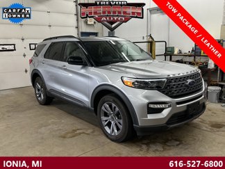 Used 2022 Ford Explorer XLT image 1