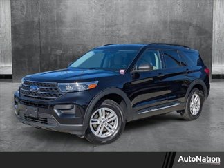 Used 2022 Ford Explorer XLT image 1