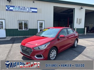 Used 2022 Hyundai Accent SEL image 1