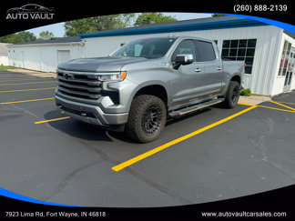 Used 2024 Chevrolet Silverado 1500 High Country w/ Technology Package image 1