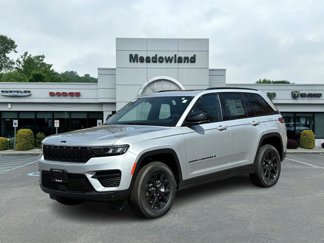 New 2025 Jeep Grand Cherokee Altitude image 1